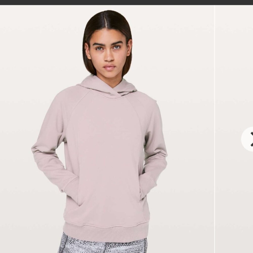 Lululemon Scuba Pullover Hoodie in smokey blush